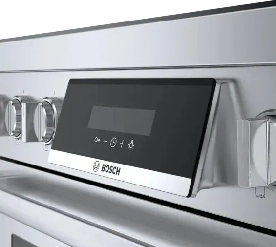 A close-up of the Bosch 800 Series HIS8655U induction range panel 