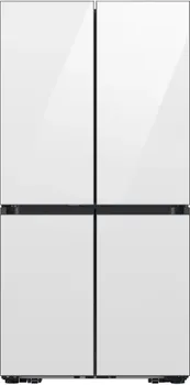 Front view of the Samsung RM80F22WEW French door refrigerator 