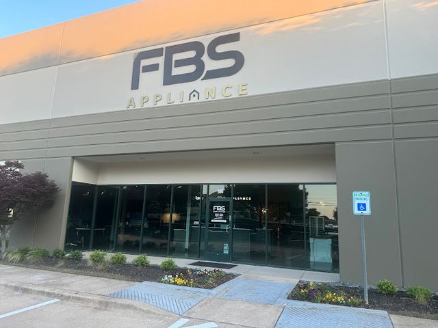 front view of the FBS Appliance Dallas storefront