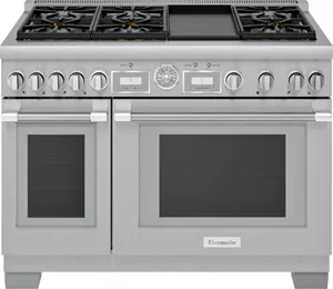 Front view of the Thermador Pro Grand PRG486WDG range