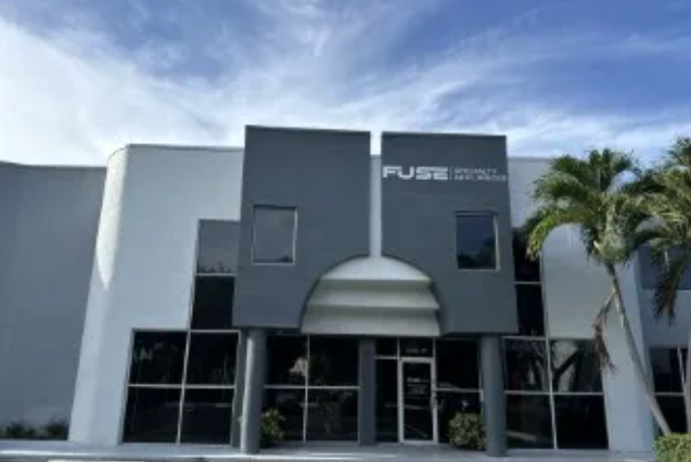 Front view of out Boca Raton applinace store and design center