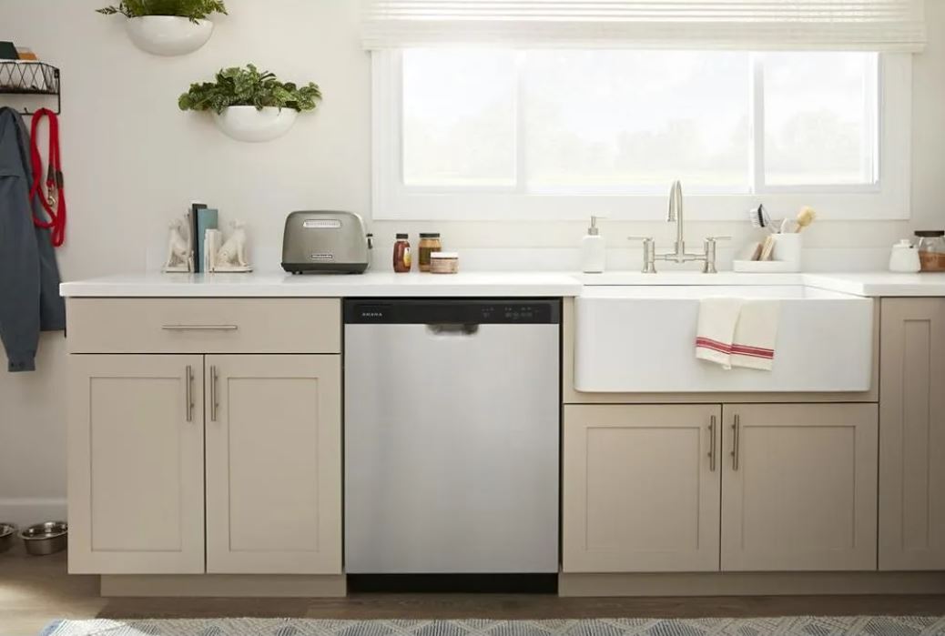 Amana Stainless Steel Front Control Built In dishwasher