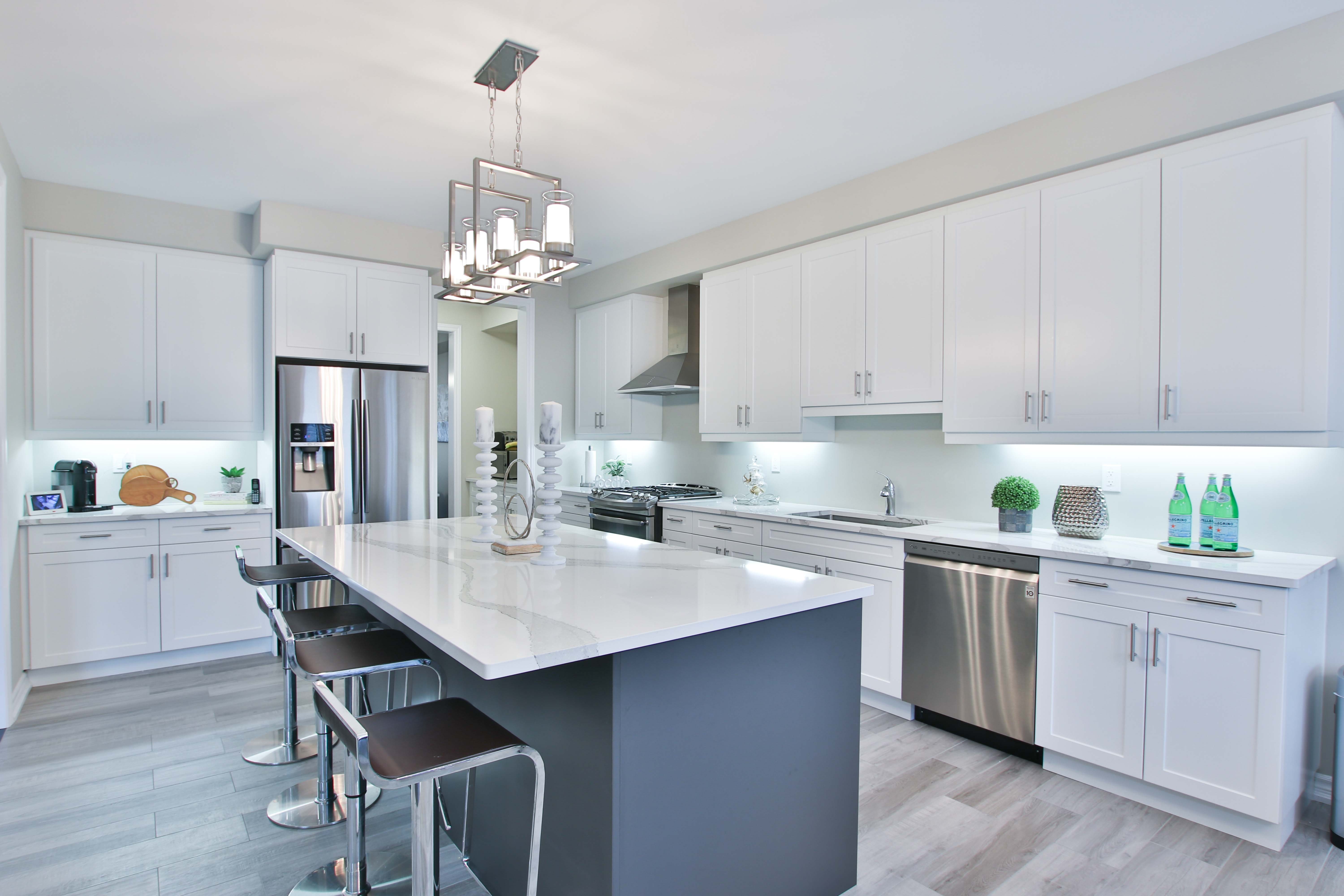 Built in Dishwasher Modern Kitchen