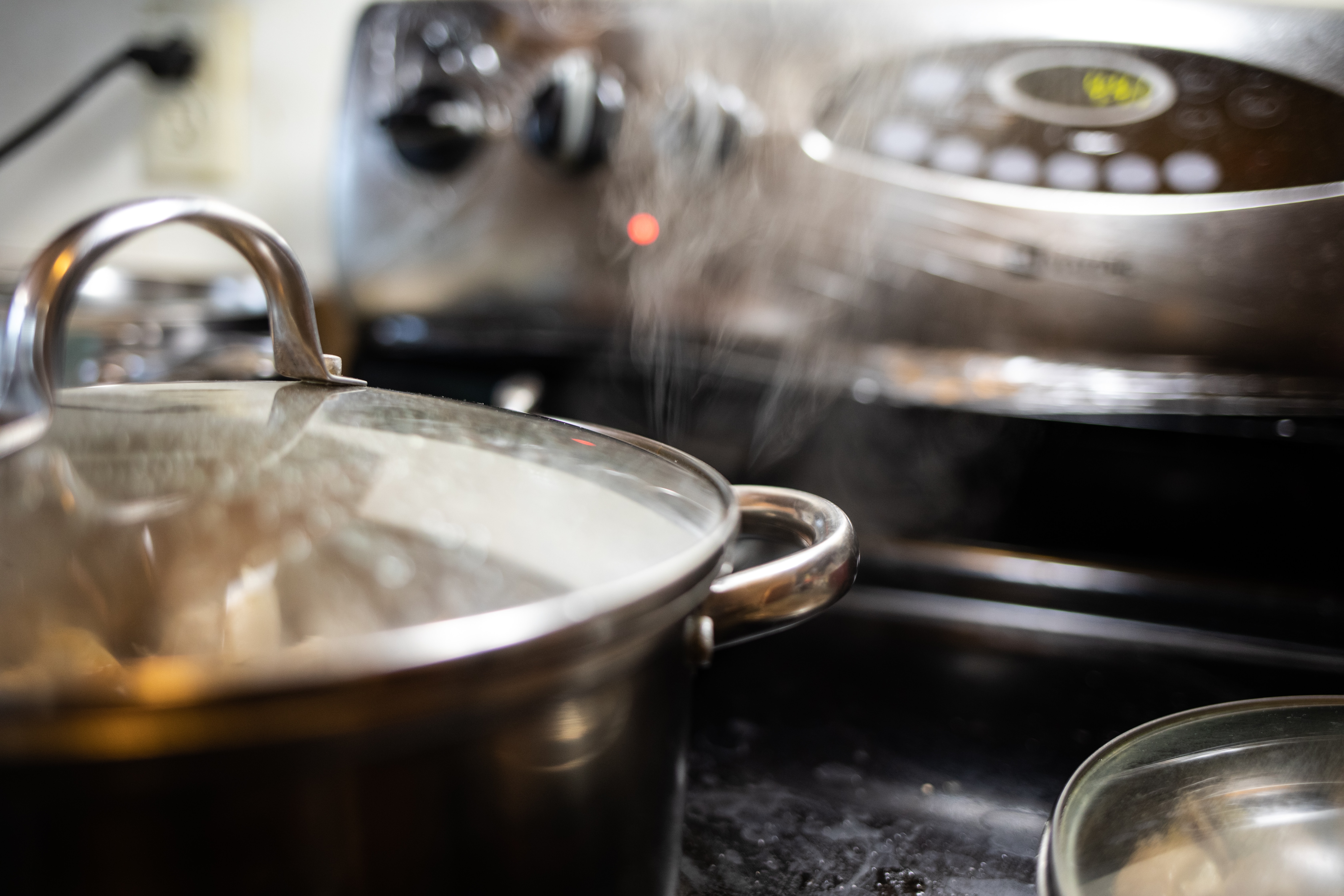 Steaming Pan on Electric Range