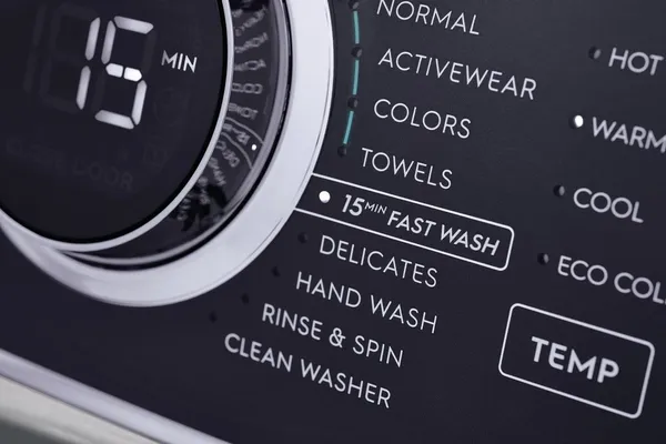 A close-up of the 15-minute fast wash control on the Electrolux ELFW7637AW washer 