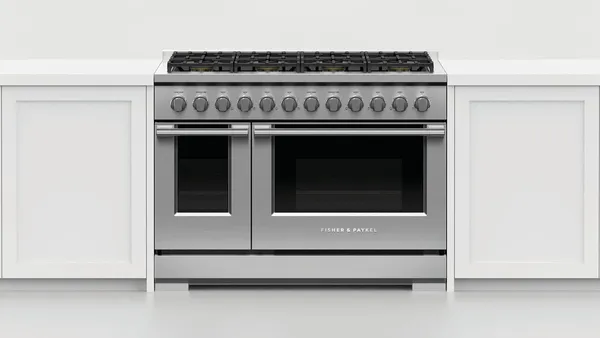 The Fisher & Paykel RGV3-488N gas range vignette  in a kitchen 