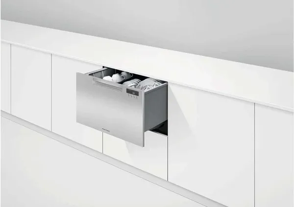 The Fisher & Paykel Series 5 DD24SAX9 N dishwasher drawer in a custom wall 