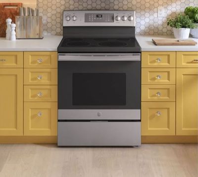 GE Freestanding Electric Range