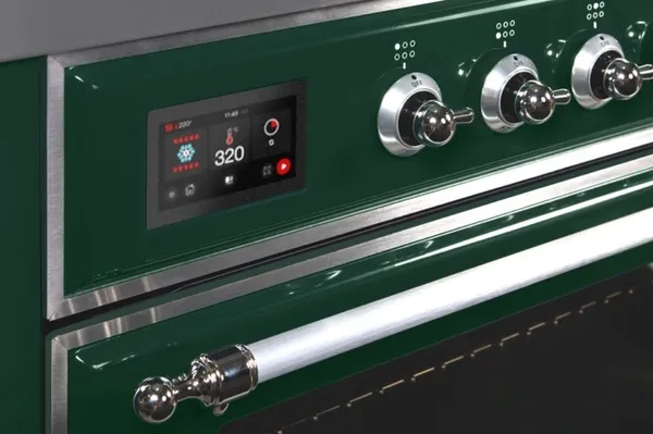 A close-up of the Ilve Majestic II Series UM30DNE3EGC range 