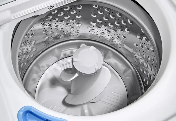 Overhead view of the LG WT7005CW washer agitator