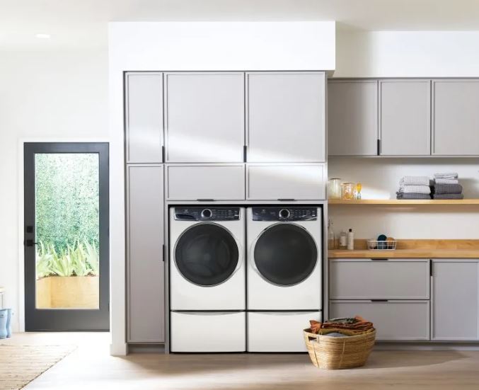 Electrolux White Electric Dryer