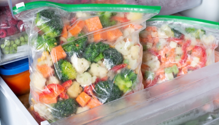 Flash-frozen vegetables that are not forming clumps