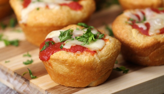 Pizza muffins