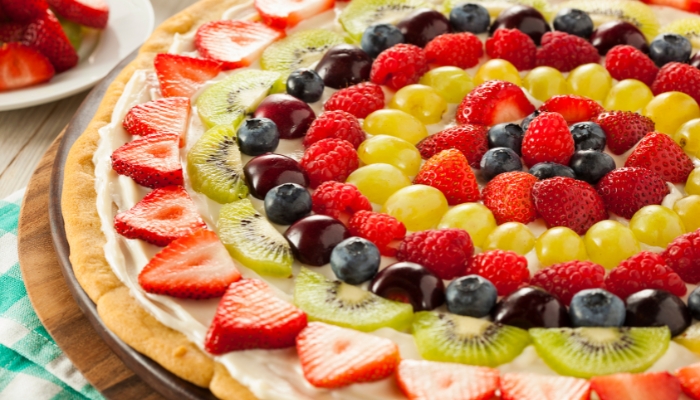 Rainbow fruit pizza