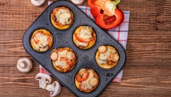 Mini deep dish pizza