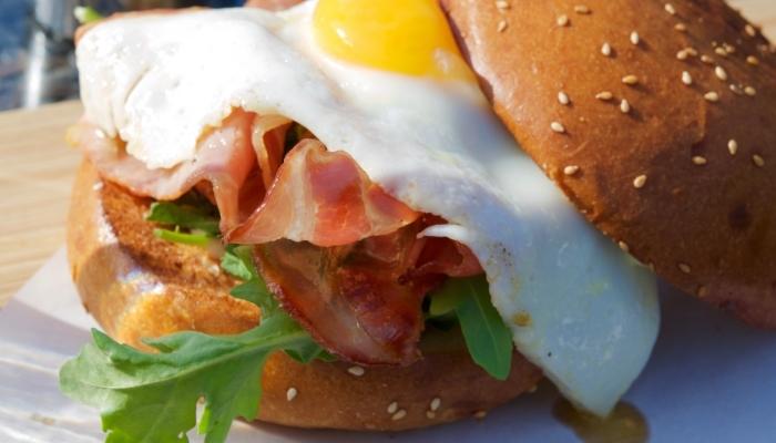 Bacon and egg roll