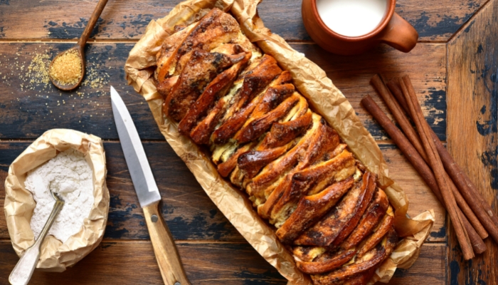 Cinnamon pull-apart bread