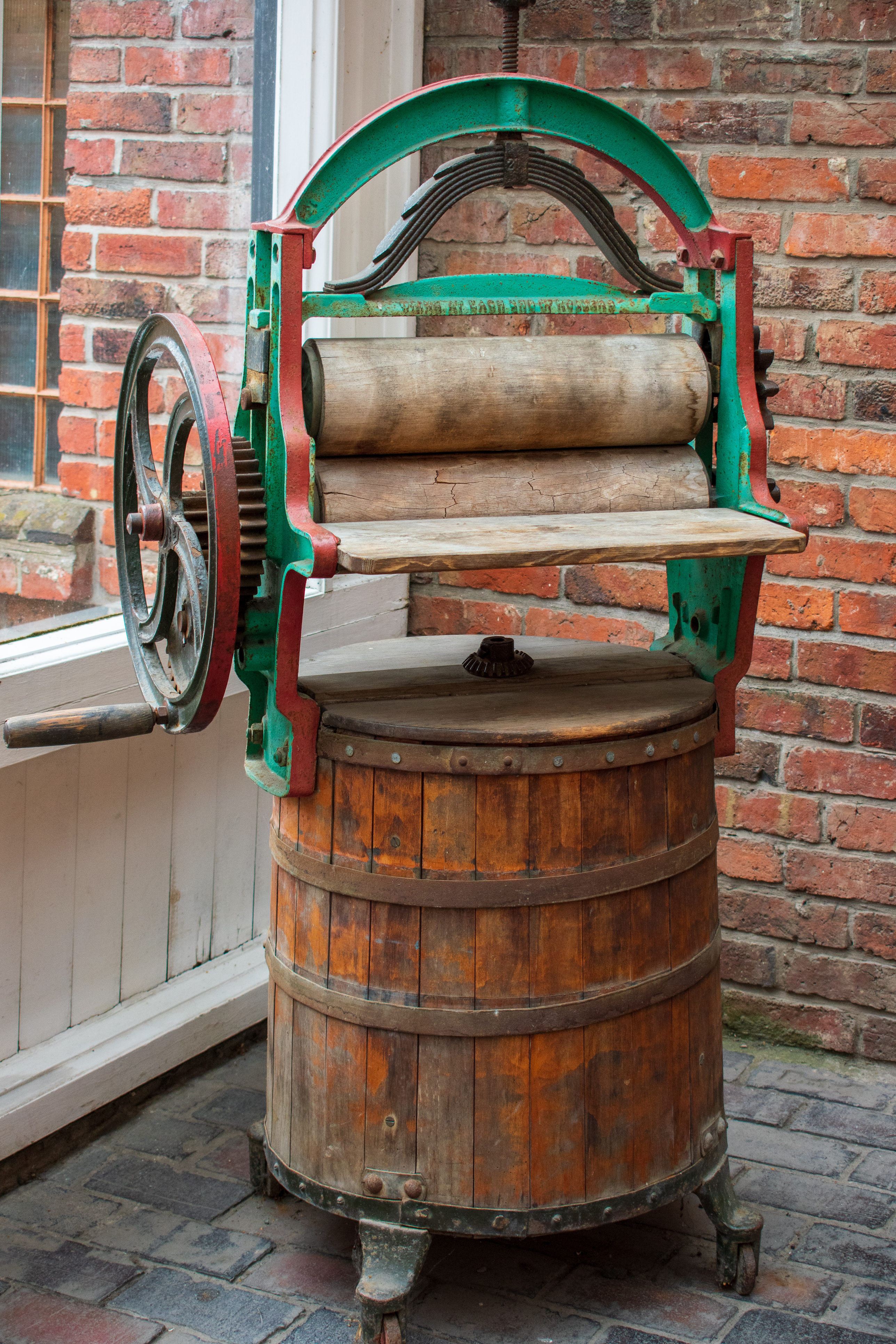Vintage Victorian washing “machine” with hand crank