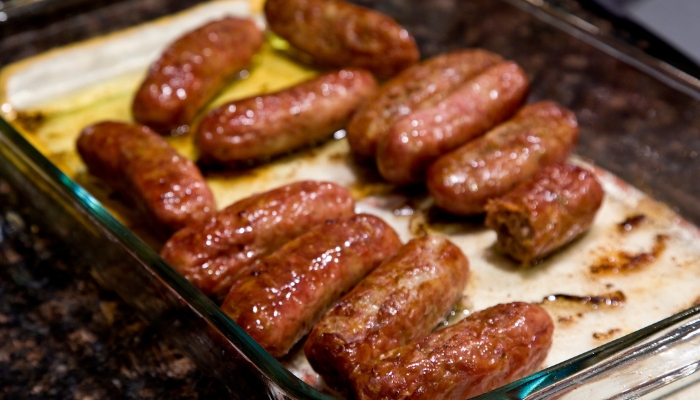 Broiled sausage out of the oven