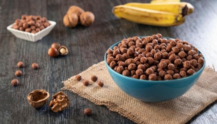 Cocoa puffs and bananas