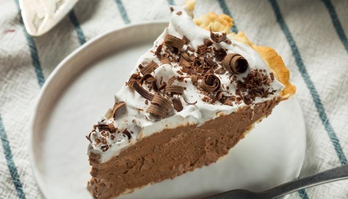 Chocolate silk pie