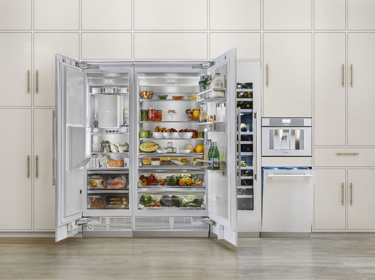 Thermador built in refrigerator with doors ajar