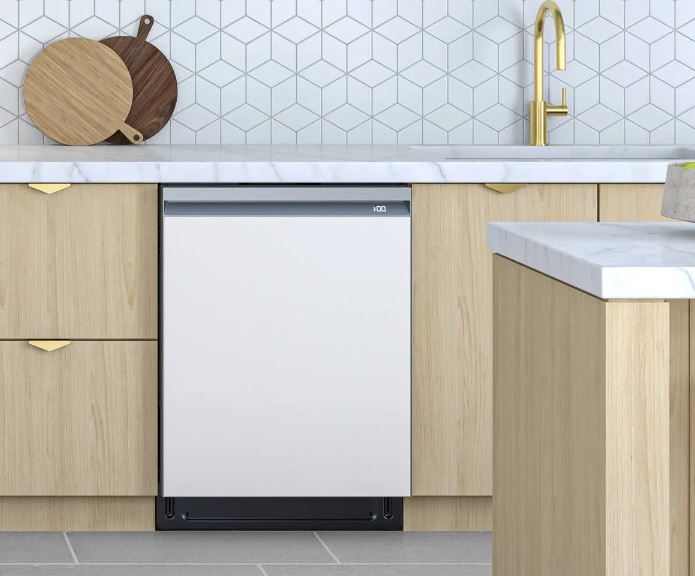 Samsung 24in White Glass Built In Dishwasher