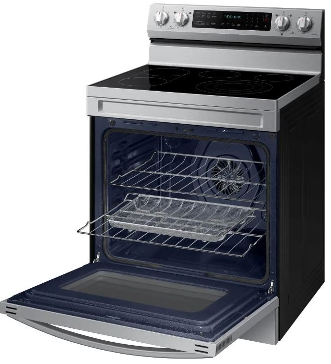 Samsung 30in Freestanding Electric Range