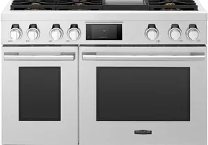 Front view of the Signature Kitchen Suite SKSGR480GS range 