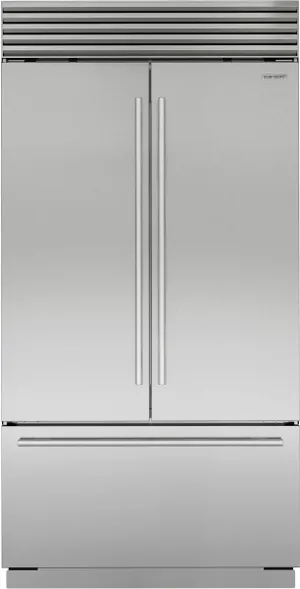 Front view of the Sub-Zero Classic Series CL4250UFDID/S/T French door refrigerator
