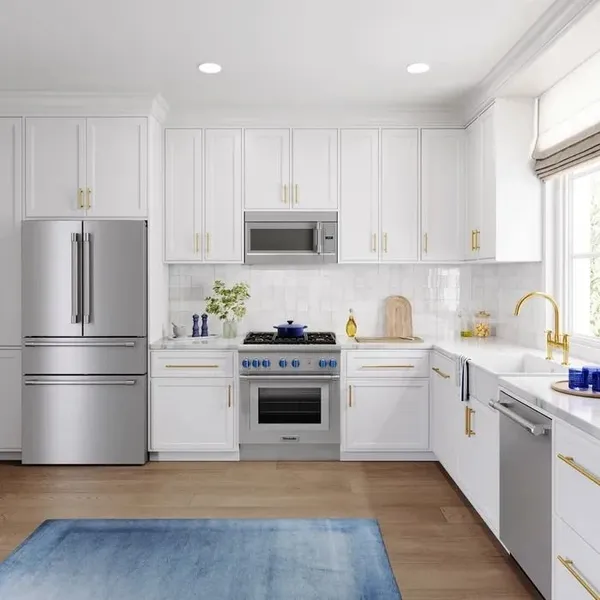 A kitchen featuring the Thermador T36FL821NS refrigerator, DWHD640EFM dishwasher, ME302YP oven, CIT367YG cooktop, and HMCB36WS range hood