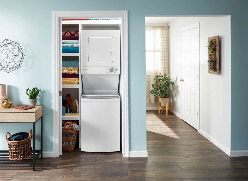 Whirlpool White Washer & Electric Dryer