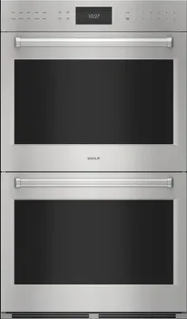 Front view of the Wolf E Series DO3050PE_S_P oven