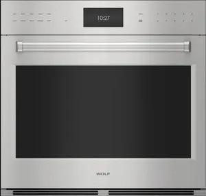 Front view of the Wolf SO3050PE_S_P oven 