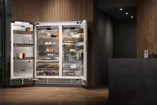 The Gaggenau RF471705 400 series refrigerator shown with a matching freezer column 