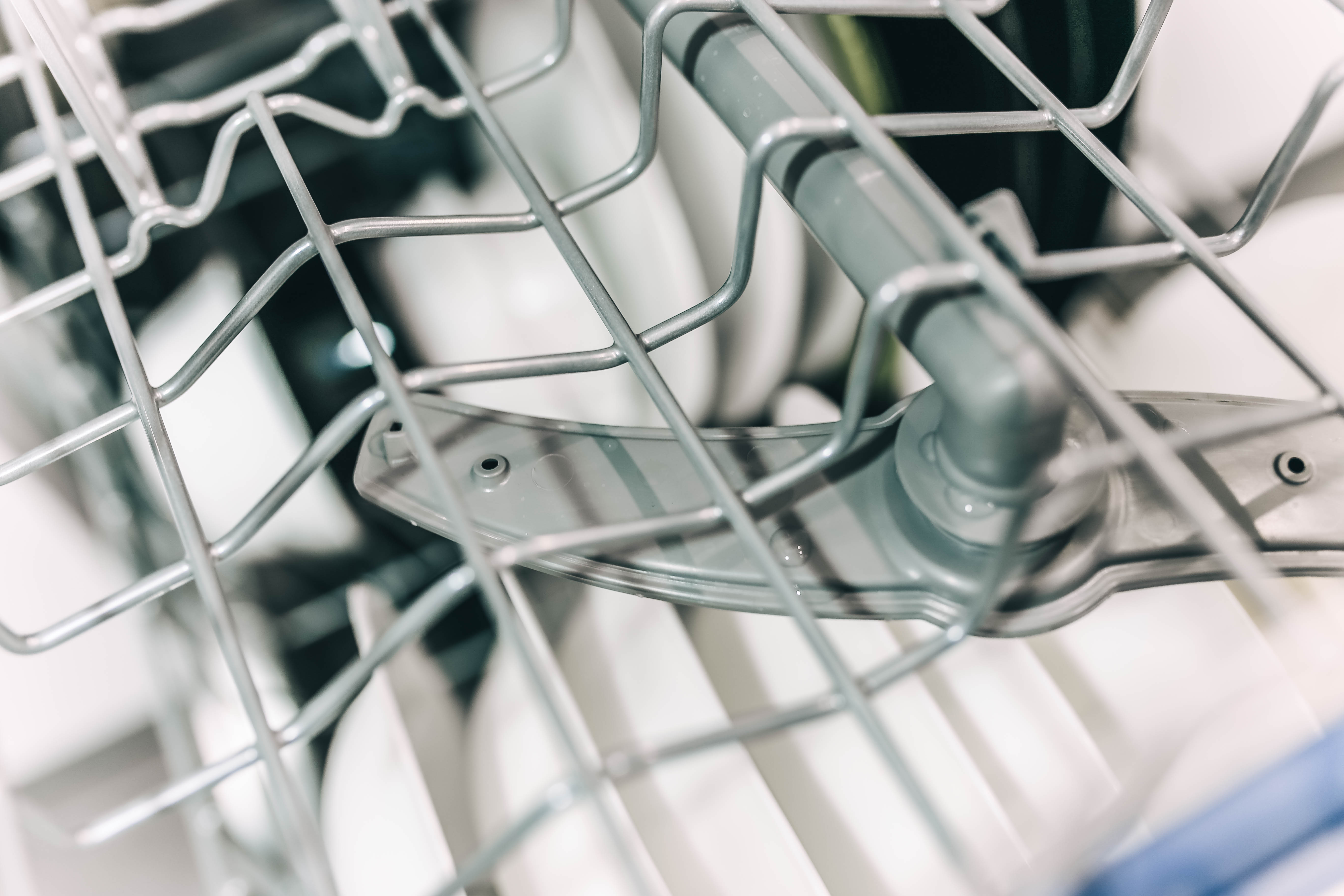 Up close look at a dishwasher’s spray arm 