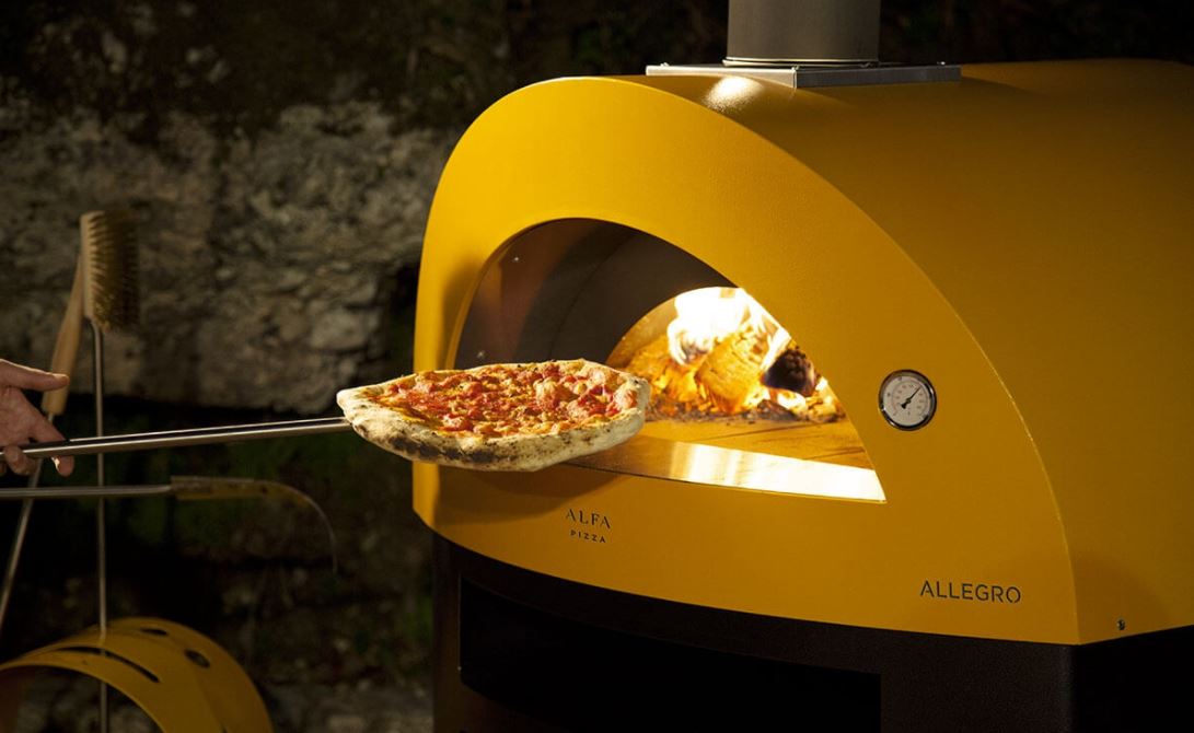 Alfa Allegro oven in yellow
