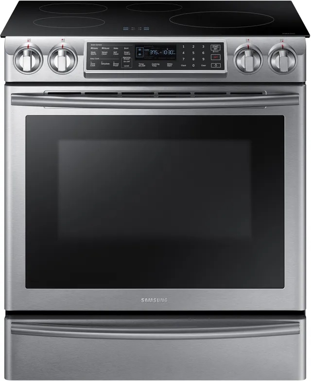 Front view of Samsung NE58K9560WS induction range 