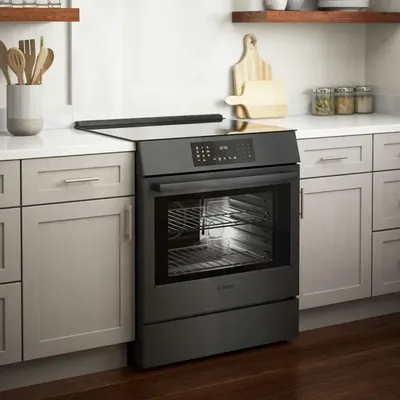 Bosch 800 Series Black Induction Range