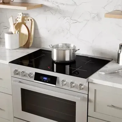 Bosch 800 Series Freestanding Induction Range