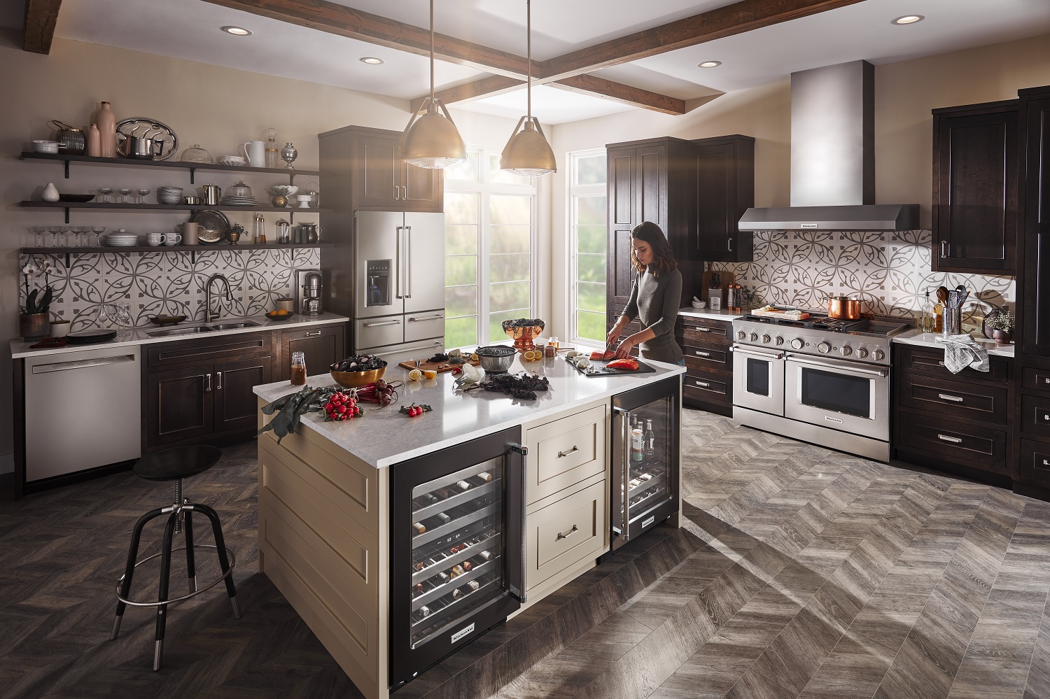 stainless steel kitchen suite with KitchenAid KDFE104HPS dishwasher