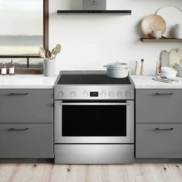 The Electrolux ECFI3668AS induction range in a kitchen 