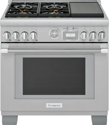 Front view of the Thermador PRD364WIGU dual fuel range 