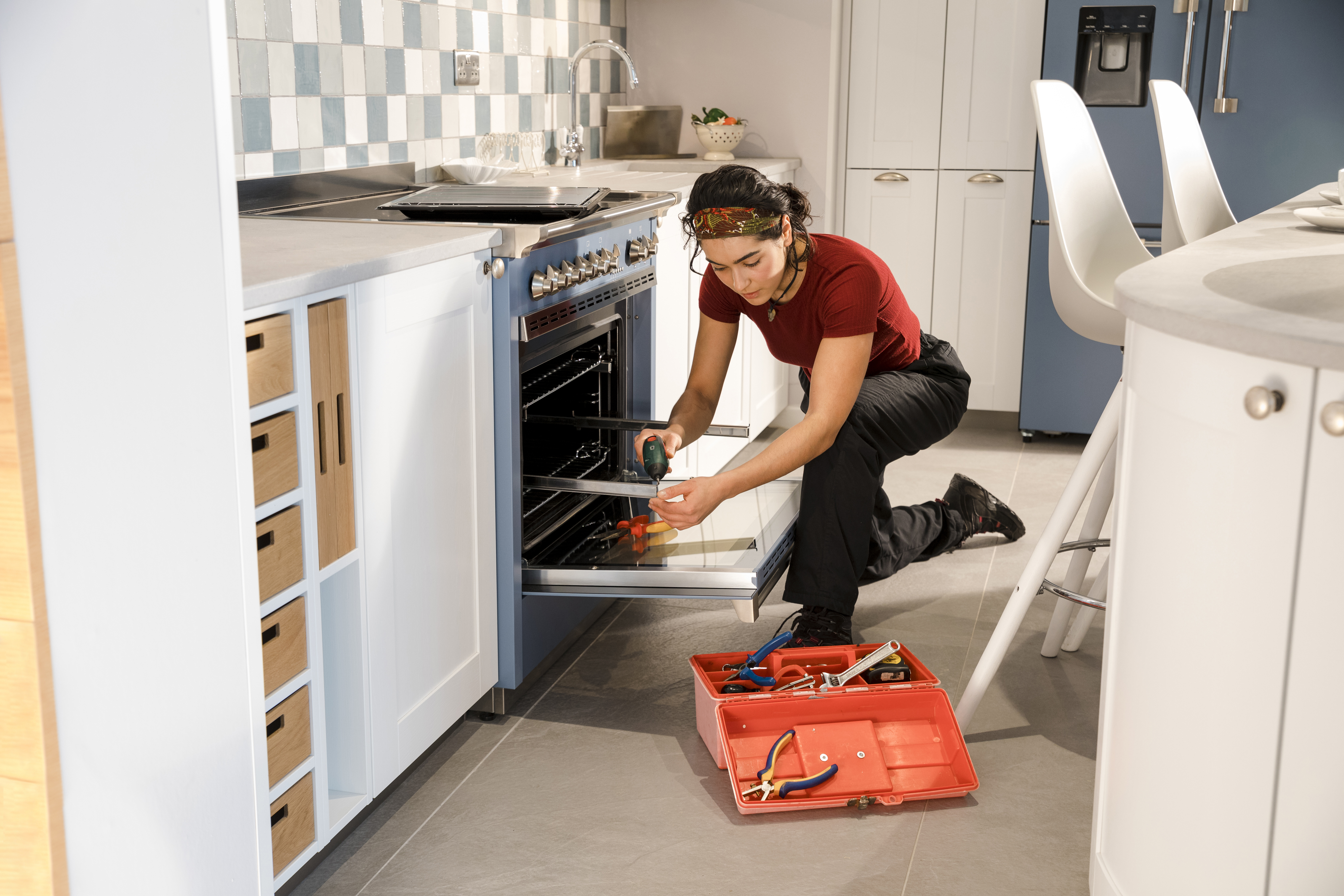 Repairing an oven