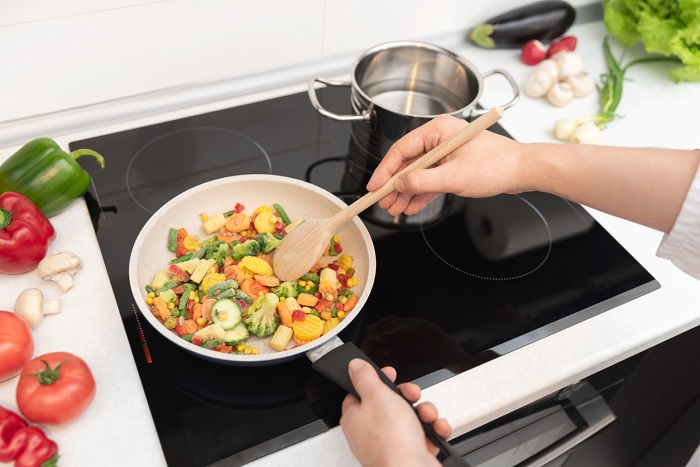Cooking Vegetables on Induction Cooktop