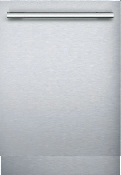 Front view of the Thermador Sapphire DWHD760CFM dishwasher 