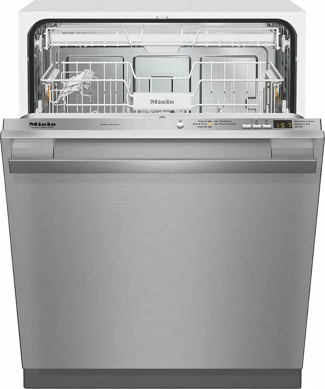 Front view of the Miele G4977SCVISS dishwasher 