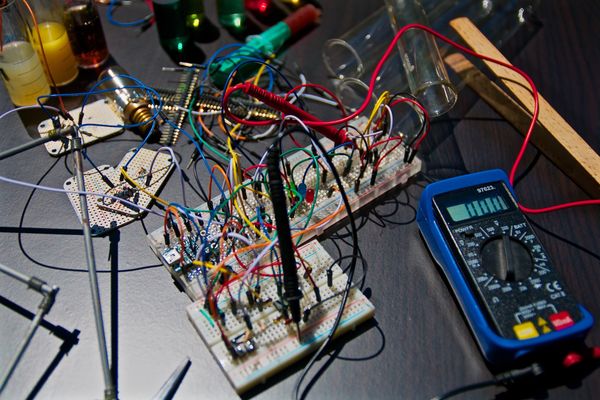 electronic circuit tester