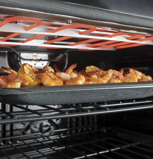 Shrimp broiling beneath the GE JKS3000SNSS broiler 