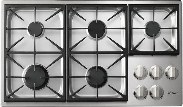 Front view of Dacor HPCT365GS gas cooktop 